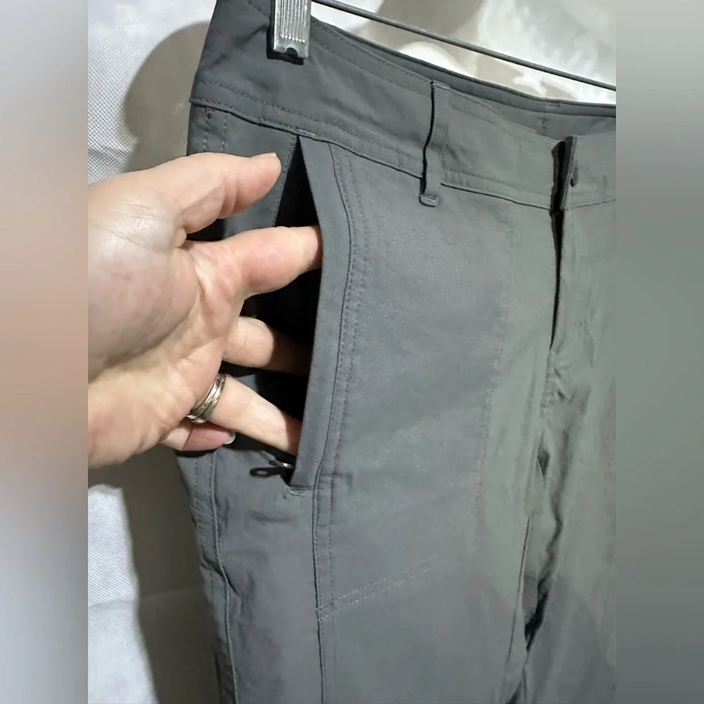 REI Women’s 14 Petite Activewear Convertible Pants Straight Leg Gray Stretch EUC